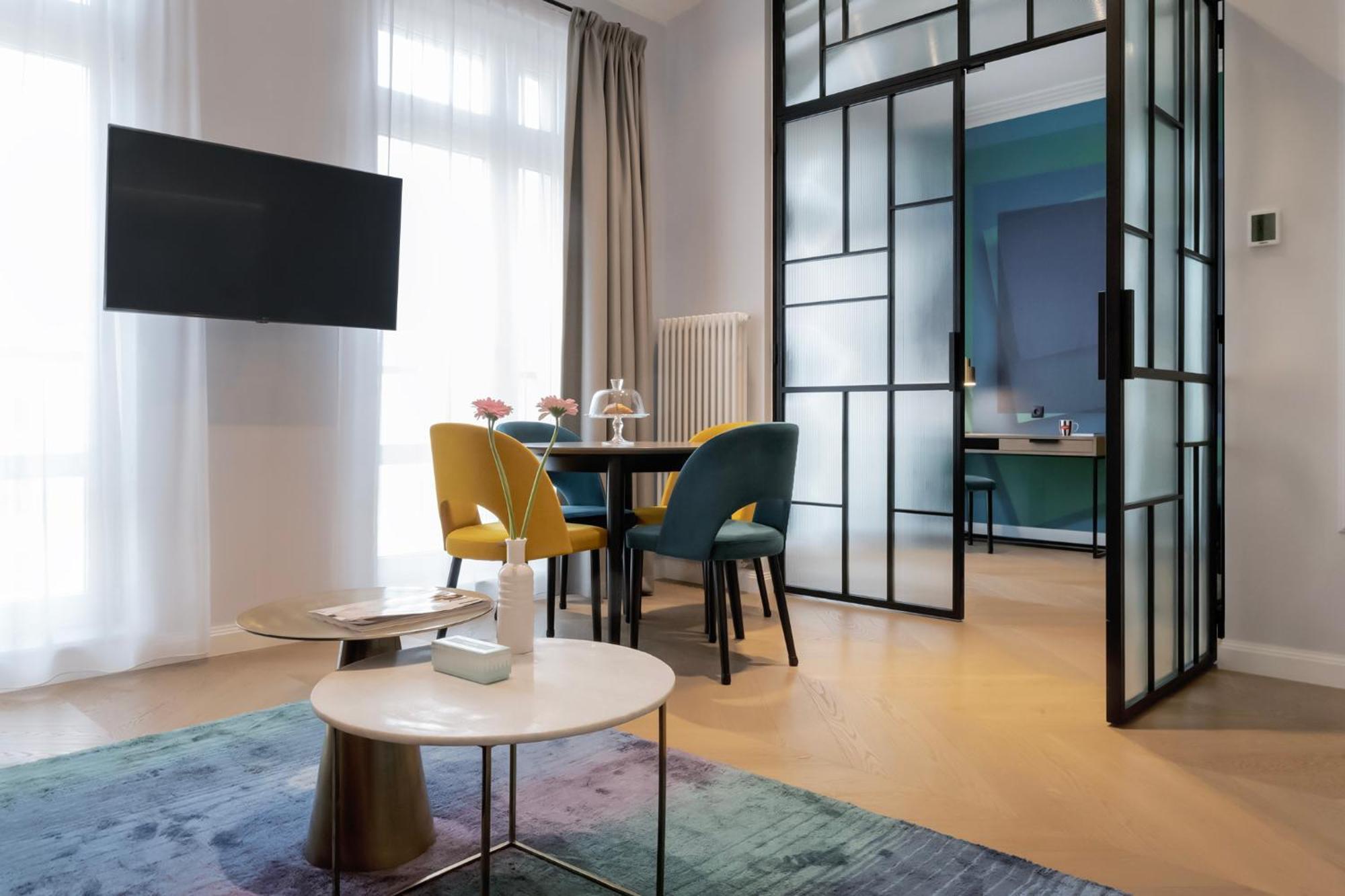 Aparthotel No.4 3*